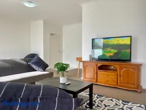 Low Price Family Apartment-2 Bedroom -Parking-WiFi - Sleeps 5 - Image 2