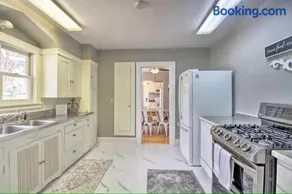 Beautiful 7BR 5BA Home on Leech Lake - Image 4