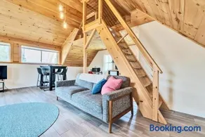 Seaside Farmhouse Loft – Cozy Midcoast Escape - Image 1