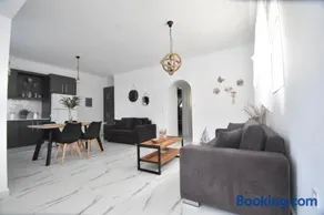 Anesis Apartment - Image 1