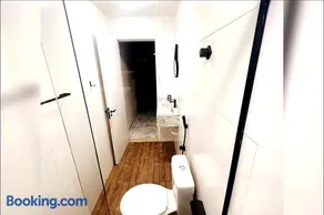 Charlotte Beach Inn - Image 3