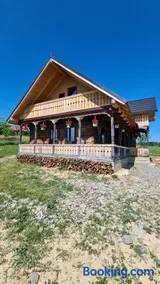 Casa bunicilor din Oncești - Image 1