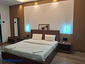 Hotel Brindavan Grand - Image 4