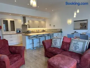 Tidemill House Apartment - Image 2