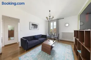 Charmant Appartement dans le centre ville, à 2 minutes du Palais - Image 3