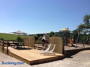 Le Fenil Holiday Home - Image 1