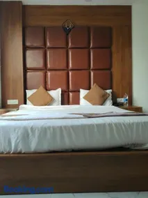 Hotel Shree Amrit Ganga - Image 4