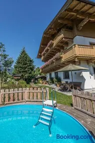 Faustlinghof - Image 1