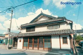 篠山城下町ゲストハウス quolo - Image 1