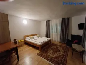 Casa Dyasof - Image 4