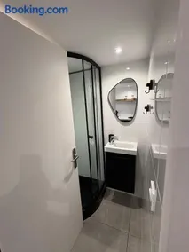 studio indépendant dans une villa - Image 3