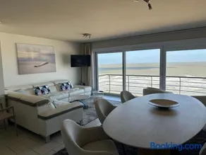 High in Sky & Seasights f 8@Blankenberge - Image 2