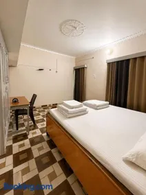 Saurabh inn - Image 2