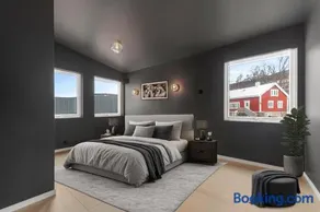 IDEAL FOR COMPANIES! Newly renovated and furnished appartements in Centrum Ulsteinvik - Image 2
