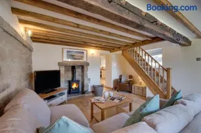 2 Bed in Whitby oc-wa224 - Image 1