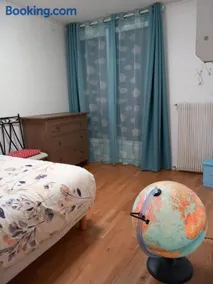 appartement périurbain de Paris et Versailles - Image 5