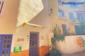 Petite Maison de Resource avec Cuisine - Image 3