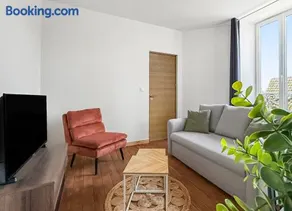 Appartement moderne et lumineux avec parking privé - Image 5