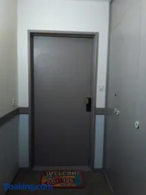 Bel et spacieux appartement de 84 m² avec parking très proche du Métro Garibaldi - Image 2