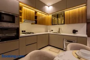 ALBKHT REAL ESTATe - Image 2