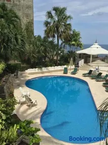 Villa Palmitas acogedor departamento nivel piscina gigante jardines - Image 2