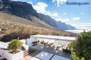 Villa Punta de Teno - Exclusive Sustainable Retreat - Image 2