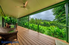 Mena Creek Flower House - Image 3
