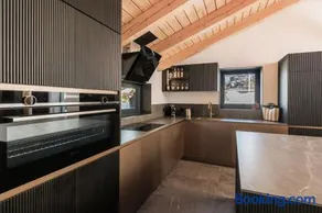 Luxury chalet with panoramic views, sauna, hot tub & cinema - Image 3