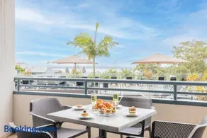 The Landmark 108, 61B Dowling St - air con, linen, pool, lift, views - Image 2