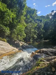 Casa confortável na Serra de Casimiro de Abreu, Pai João -14 km do Sana - Image 5