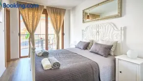 Apartment Peninsula - Image 2