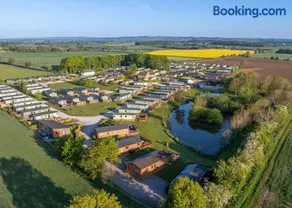 Burtree Lakes Holiday Park - Image 2