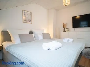 COZY&RELAX APARTMENT-Balkon Küche Parkplatz WIFI Netflix - Image 2