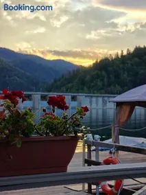 La Coca Lake House - Image 1