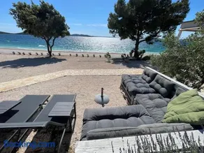 BUQEZ Eco Resort - beachfront 20 & House 42 - Image 1