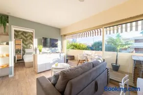 1-Br Apartment Near the Beach and the Croisette Palm Beach - Image 2