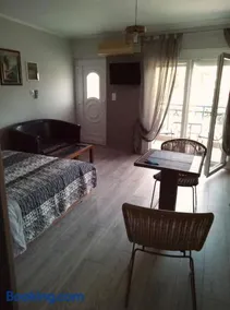 Minimal & cozy studio ΜΕ ΔΩΡΕΑΝ ΧΩΡΟ ΣΤΑΘΜΕΥΣΗΣ - Image 3