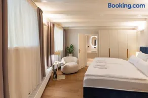 Unique Tiny House Ulita by Prague Castle - Image 4