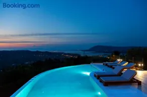 Skyfall Villa - Image 3