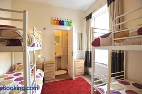 The Bunkroom - Image 5