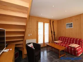 Chalet 4* avec Terrasse Panoramique, WiFi et Parking, 8 Pers. - Image 1