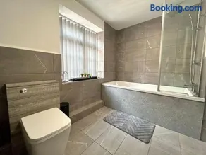 Townside Hideaway - Image 5