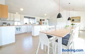 Eight-Bedroom Holiday Home In Vestervig - Image 4