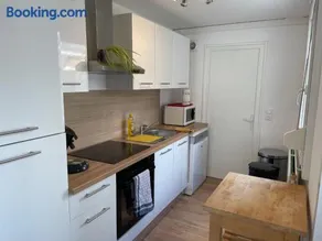Maisonnette 2 chambres avec cour - Image 5