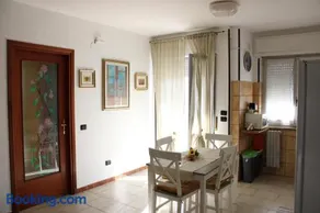 Situation House - Image 2