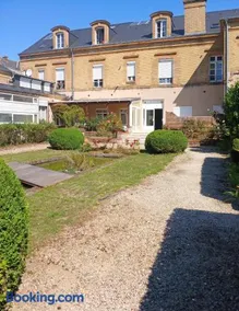 Studio cosy à Sedan avec jardin clôturé de 22 m² - Image 1
