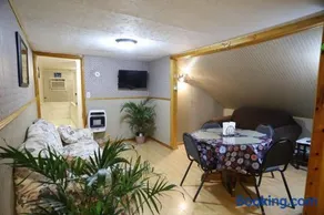 3-Bedroom apt. ideal location near new river gorge - Image 4