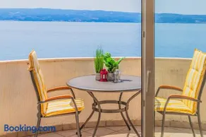 Three Rocks Beach Suite - Image 3