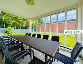Ferienhaus Villa EMG Gelsenkirchen nah Essen Dortmund mit Pool und Garten für Familien Gruppen bis 21 Personen - Image 2