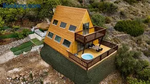 Cabin with jacuzzi and spectacular views - Image 2